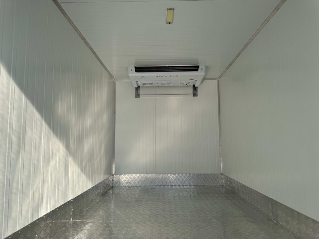 refri_box_18